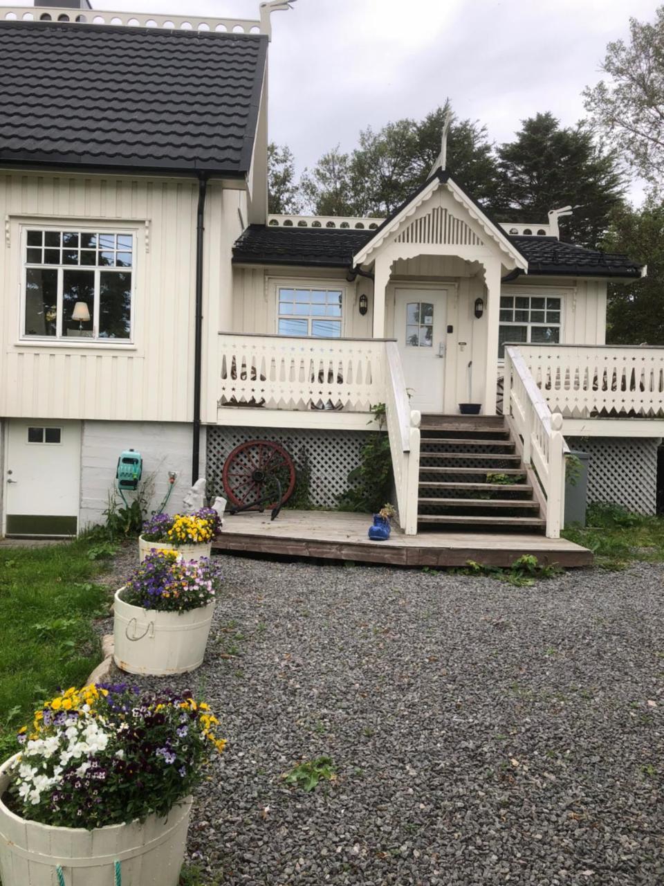 Dragon Villa Reine Eksteriør billede